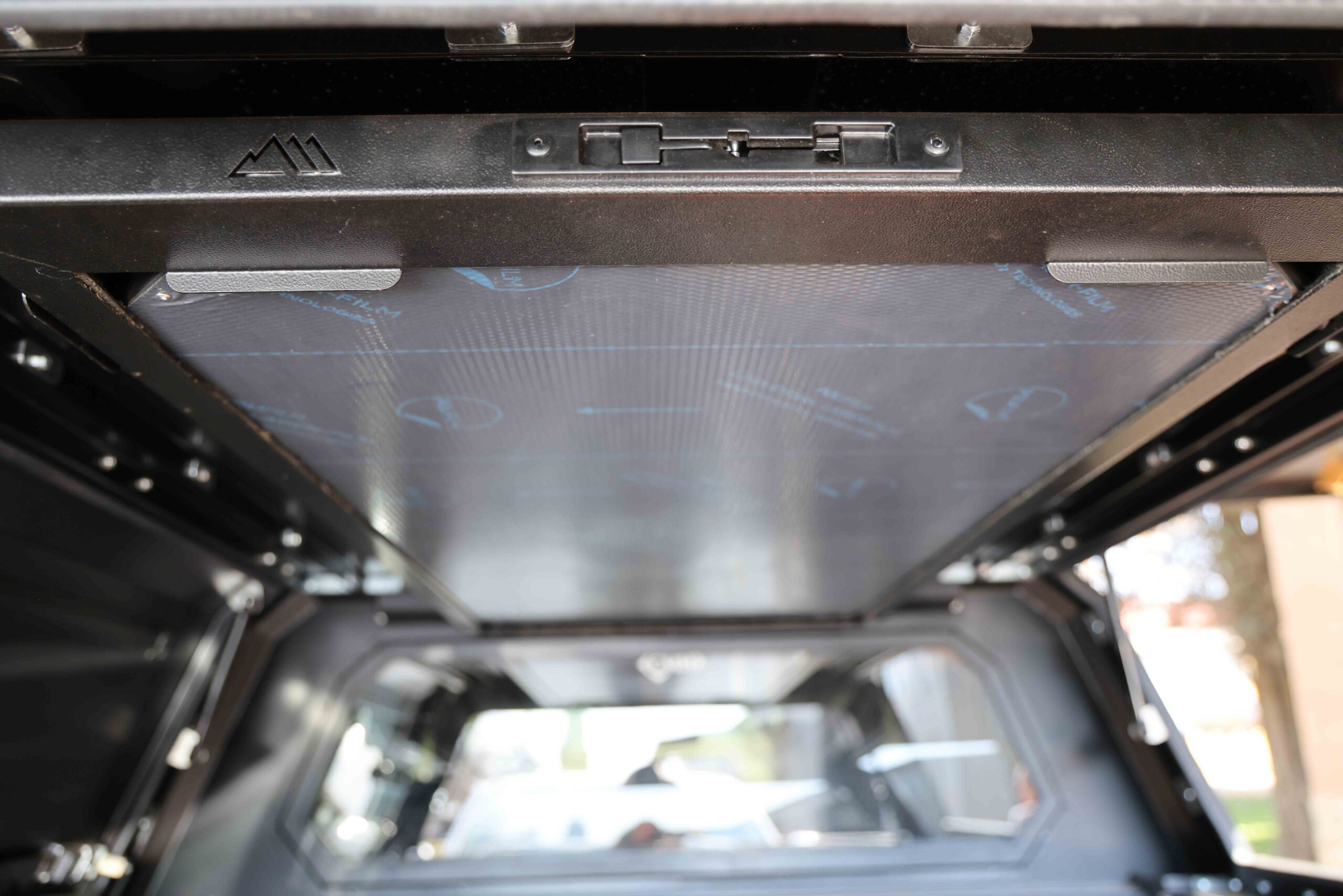 Canopeak Accessories Roof Mount & Table-1